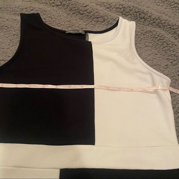 Soprano Dress  - Picture 7 of 11